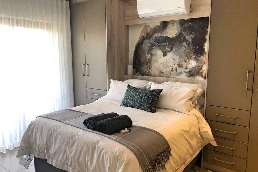 Unique Stay, The Den Apartments Стелленбос Экстерьер фото