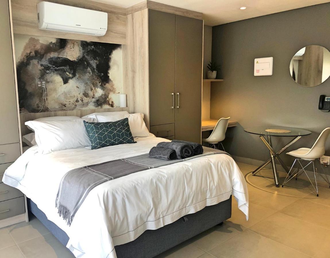 Unique Stay, The Den Apartments Стелленбос Экстерьер фото